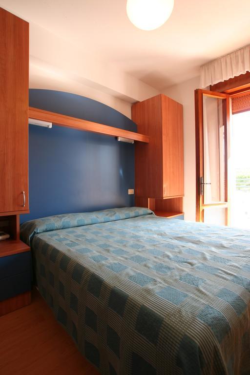 Hotel Midi Lido di Jesolo Szoba fotó