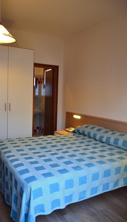 Hotel Midi Lido di Jesolo Kültér fotó