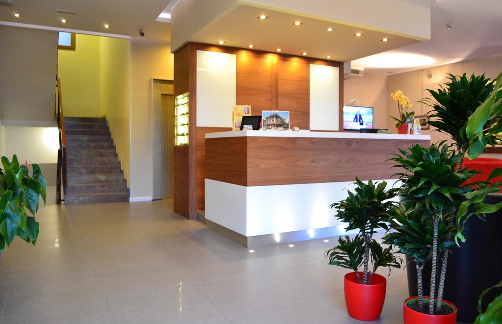 Hotel Midi Lido di Jesolo Kültér fotó