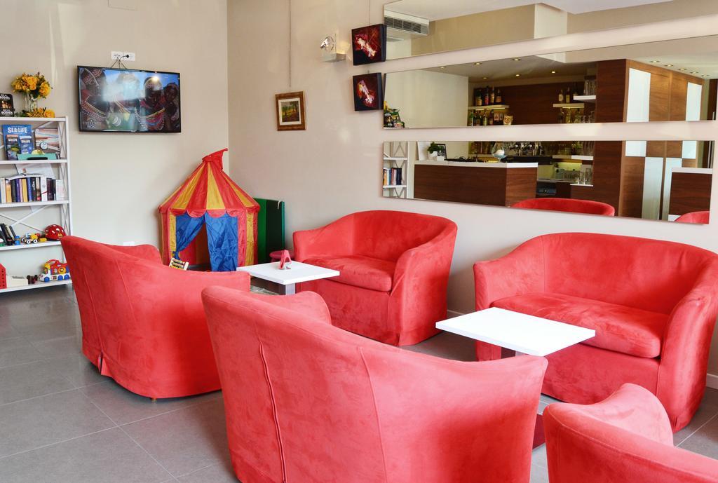 Hotel Midi Lido di Jesolo Kültér fotó