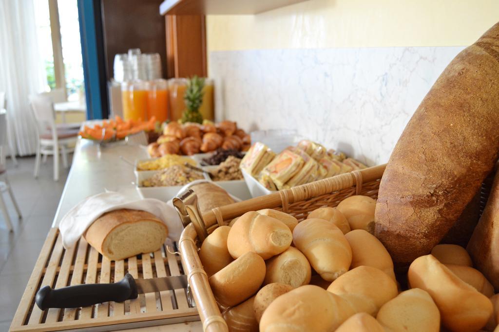 Hotel Midi Lido di Jesolo Kültér fotó