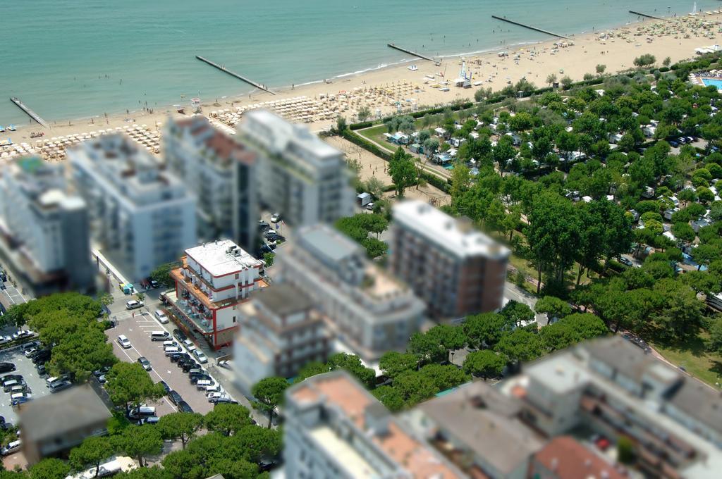 Hotel Midi Lido di Jesolo Kültér fotó